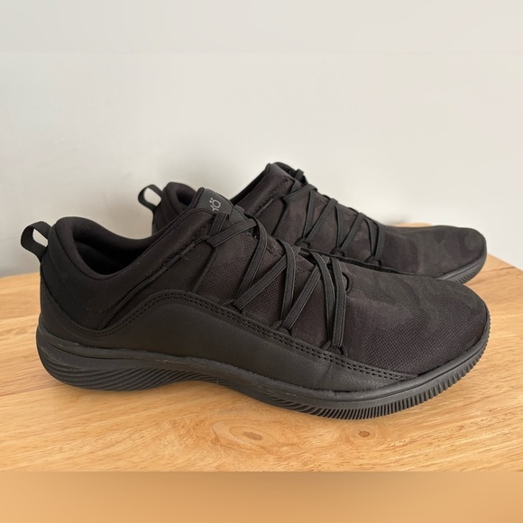 Ryka Fate Knit Bungee Slip-On Shoes Sneakers Black 8.5W Camo Print EUC - Picture 1 of 9